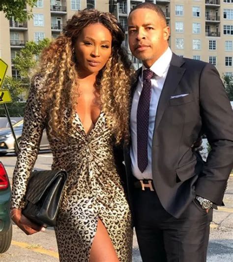 La Alumna De ‘rhoa Cynthia Bailey Sorprende A Los Fanáticos Con El