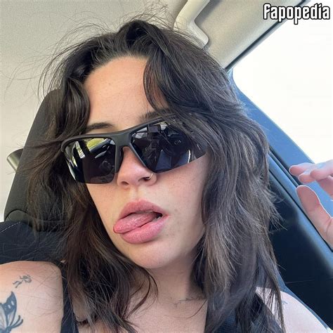 Bea Miller Nude Leaks Photo Fapopedia