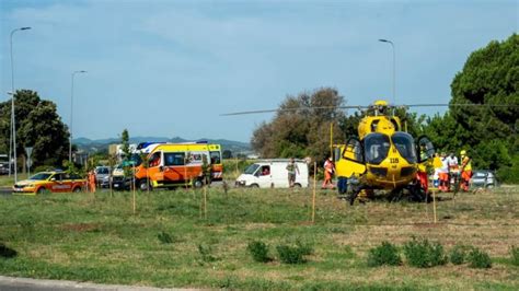 Faenza Giovani Ciclisti In Allenamento Coinvolti In Incidente