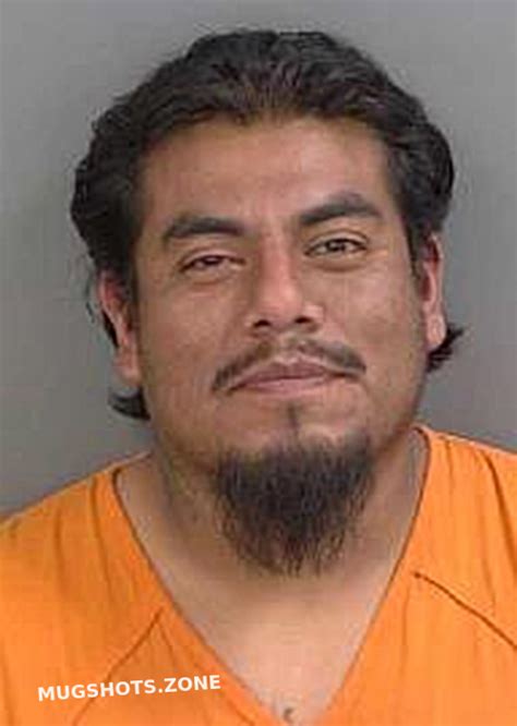 GOMEZ BERNARDO 01 09 2024 Collier County Mugshots Zone