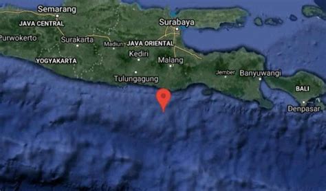 Sismo De Magnitud 60 Deja Al Menos Siete Muertos En Indonesia