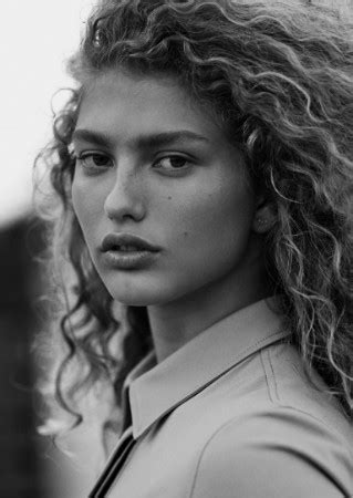 Viva Model Management Dorit Revelis