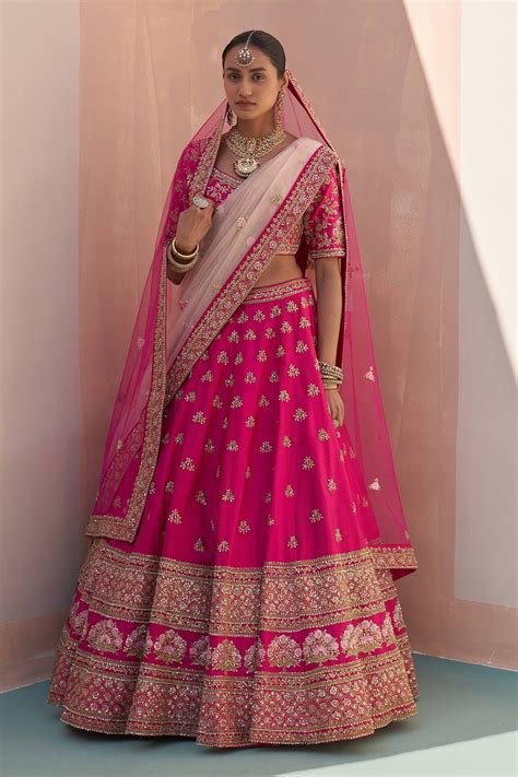 Buy Pink Raw Silk Embroidery Zardozi Leaf Neck Sequin And Lehenga Set