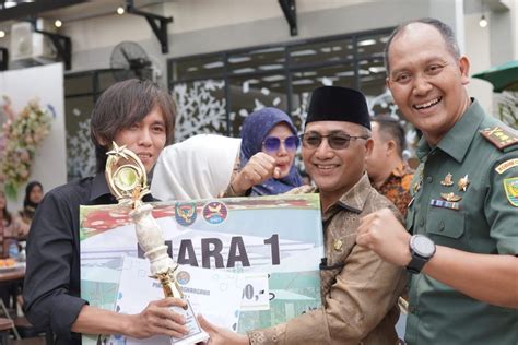 Pemkab Sumedang Raih Detik Jabar Award Kategori Transformasi Digital