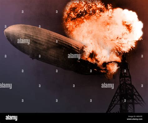 Su hindenburg fotografías e imágenes de alta resolución Alamy