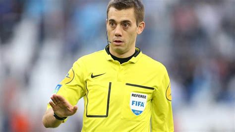 Chi Cl Ment Turpin Tutto Sull Arbitro Di Inter Milan