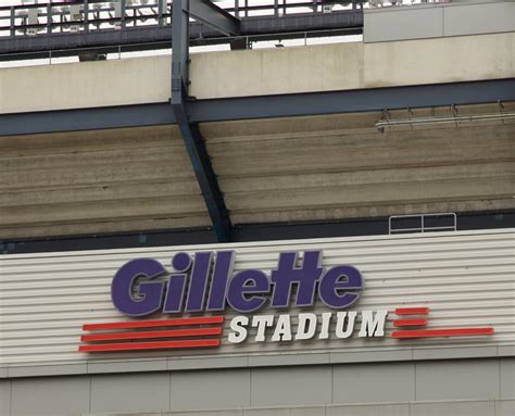 gillette-stadium-sign