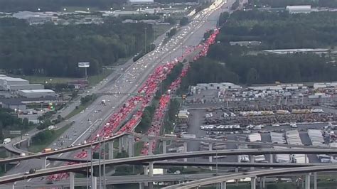 Deadly Crash On I 69 Eastex Fwy Causes Complete Roadway Closures Youtube