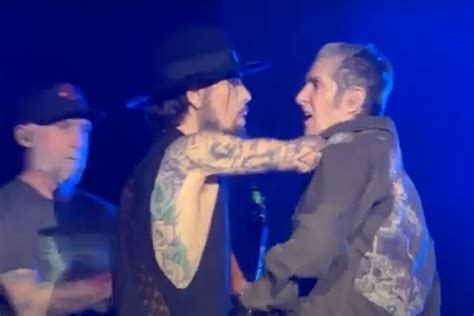 Perry Farrell Pide Disculpas A Dave Navarro Tras Cancelar La Gira