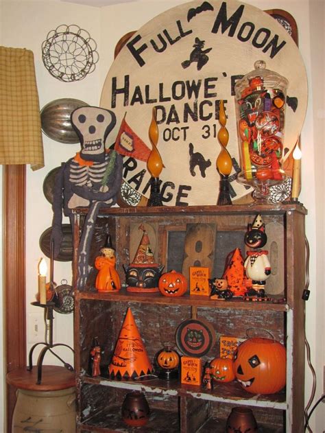 40 Vintage Halloween Decor With Toys Ornaments Ideas Vintage