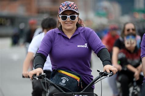 Mujeres Se Toman Las Calles Con Un Ciclopaseo De Bogot Pedalea