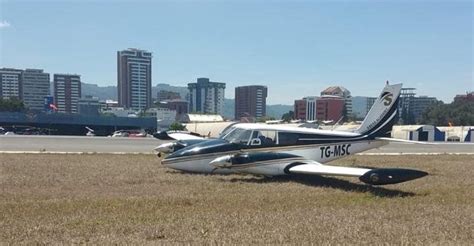 Aeropuerto La Aurora Incidente En El Aterrizaje De Una Aeronave