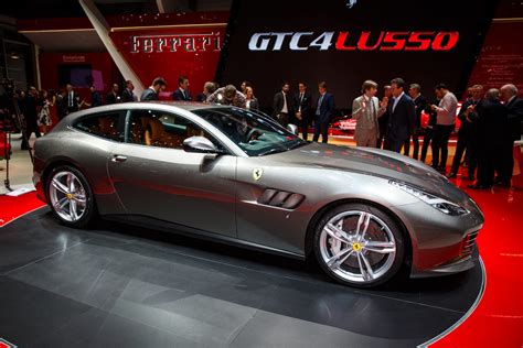 Ferrari GTC4Lusso shooting brake is evolutionary more than ...