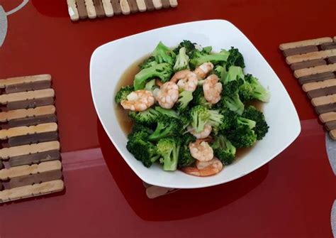 Resep Brokoli Cah Udang Oleh Widyana Yusakh Cookpad