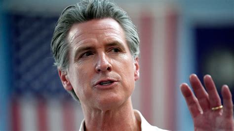 Newsom signe un accord visant à lutter contre les vols avec effraction