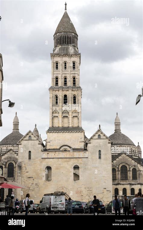 Perigueux cathedral hi-res stock photography and images - Alamy