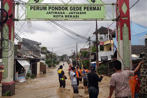 Perumahan Pondok Gede Permai Dan Villa Nusa Indah Bekasi Terendam