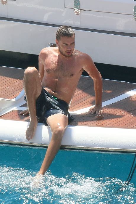 Liam Payne Naked Totally Ripped And Hot Naked Male Celebrities