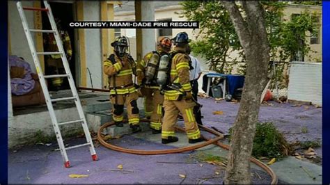 Northwest Miami Dade House Catches Fire No Injuries Wsvn 7news