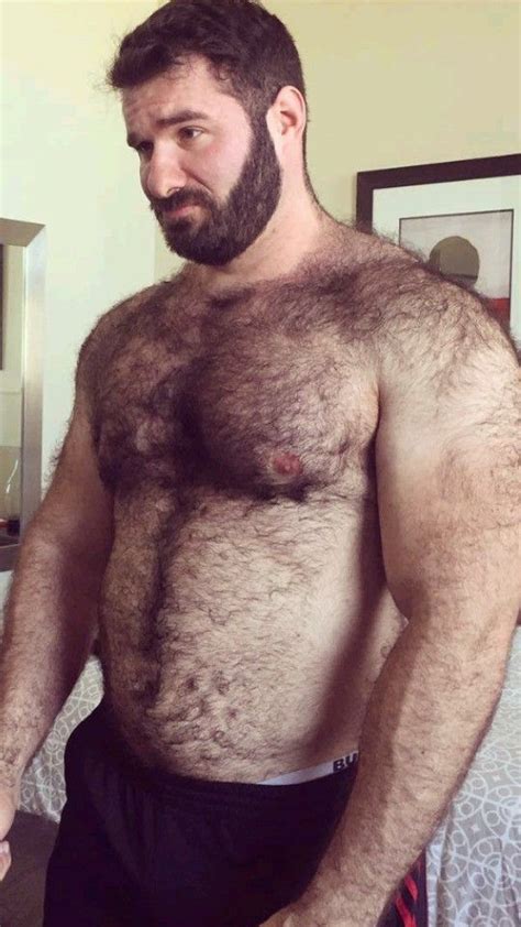 Pin by Geov on peludos | Hairy men, Hairy muscle men, Scruffy men
