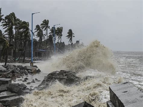 Cyclone Sitrang Imd Says Deep Depression Heading Towards Bangladesh