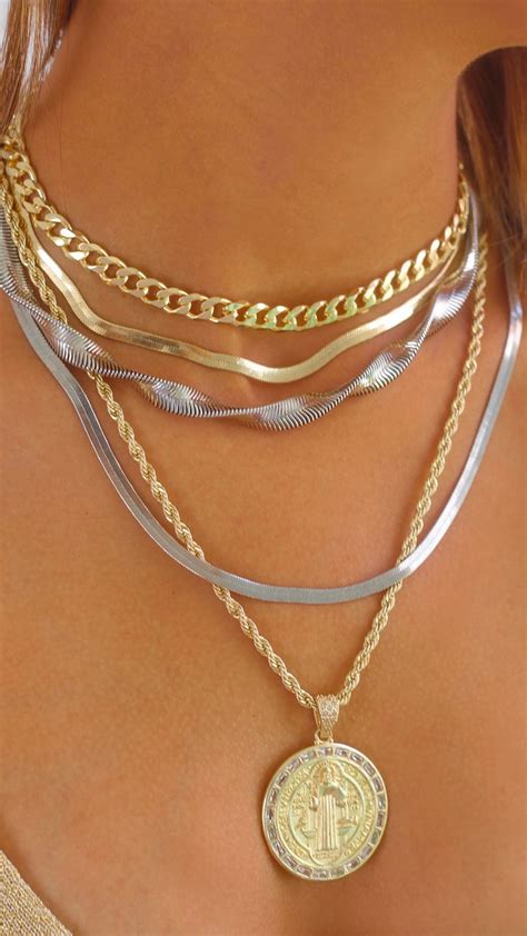 Prata E Dourado Como Combinar Mixed Metals Jewelry Style Jewelry