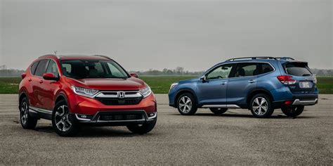 2019 Honda Cr V Vs 2019 Subaru Forester Which Is The Better Compact Suv