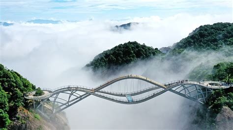 Top Most Unusual Footbridges To Cross Architecture Adrenaline