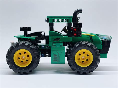 42136 John Deere 9620R 4WD Tractor : r/lego