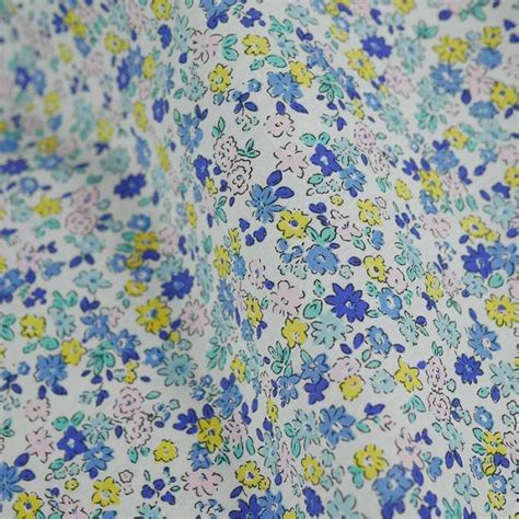 Tissu Popeline Coton Minis Fleurs Pastel Bleu