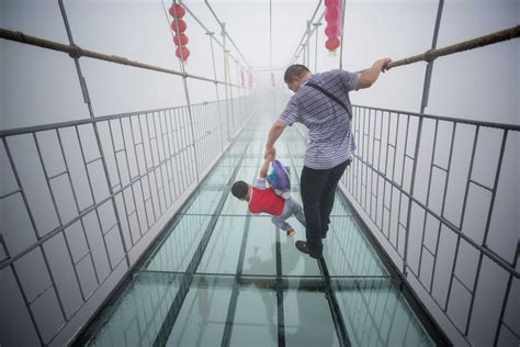 Terrifying Glass Bottomed Bridge In China Cracks Time