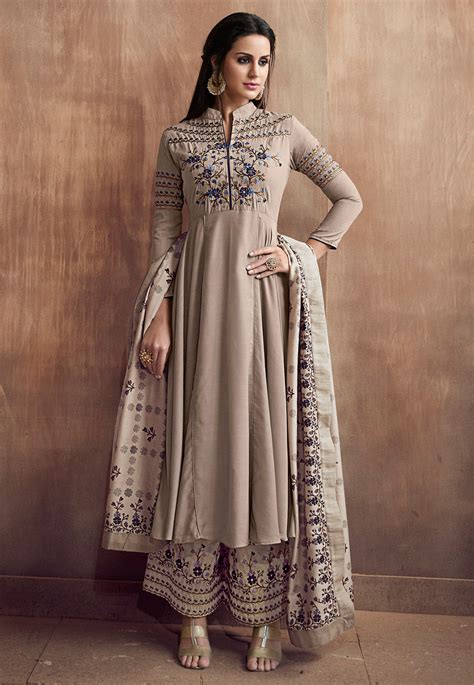 Embroidered Muslin Cotton Pakistani Suit Light Fawn Kch2961