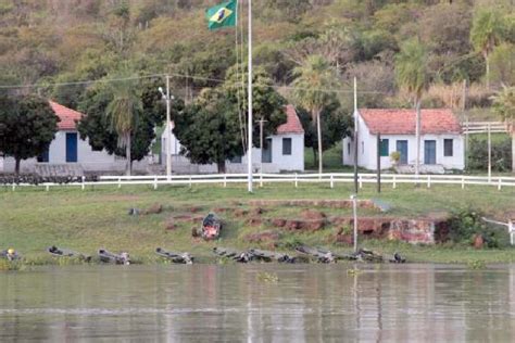 Fuzileiro Naval Morre Durante Curso De Comandos Anf Bios Em Lad Rio