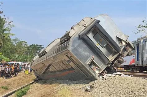 Ka Argo Semeru Dan Argo Wilis Kecelakaan Kereta Dari Surabaya Dan