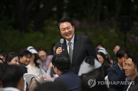 갤럽 尹대통령 지지율 33긍정 부정 이유 1위는 모두 외교 한국정경신문