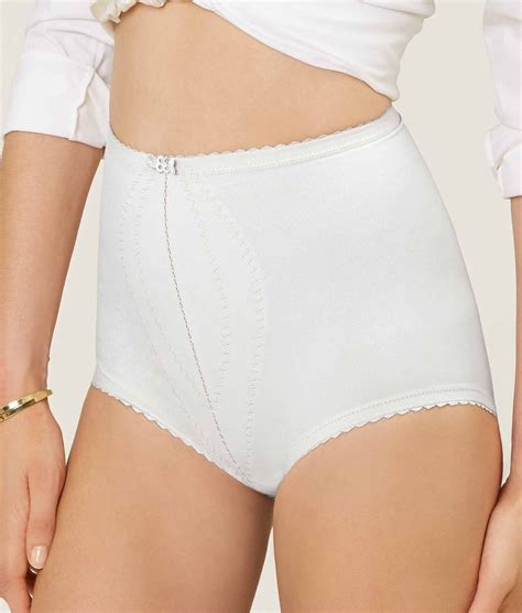 Playtex I Can T Believe It S A Girdle Maxi Control Brief Shapewear