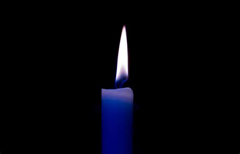 Blue Candle Spells To Promote Peace And Clarity Lovetoknow Atelier