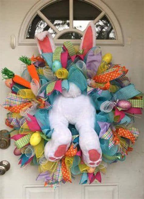 28 Gorgeous Easter Wreaths To Welcome The Festive Season