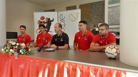 Lex Chan Espinosa Javier Domingo Y Rabhi Presentados Como Jugadores