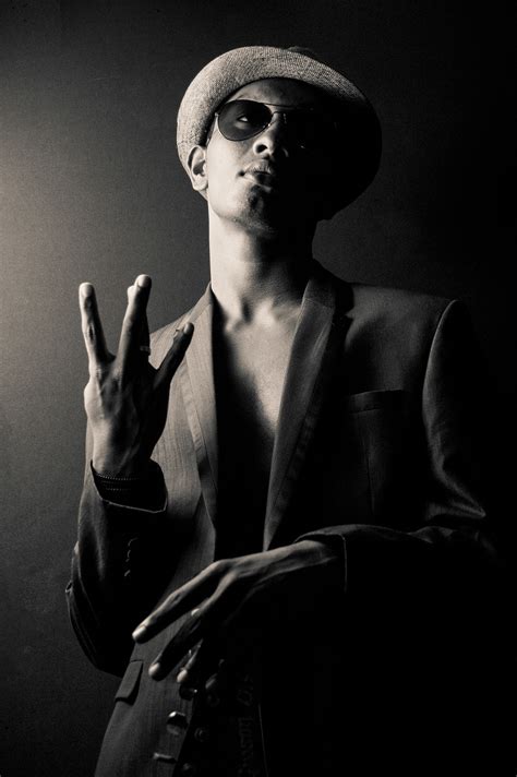 portraits  light  behance