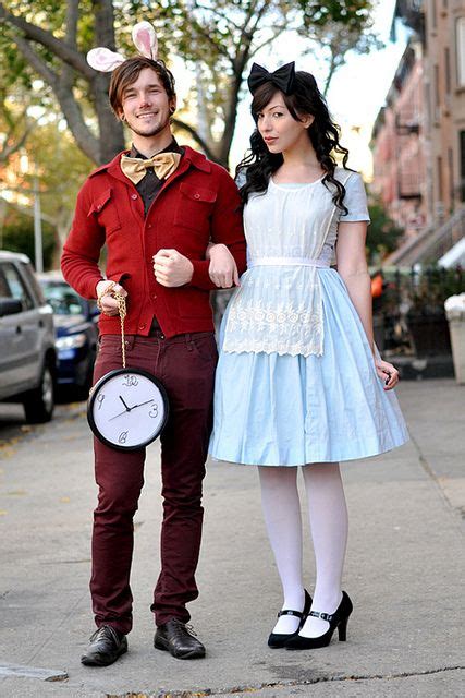 Alice In Wonderland Couple Halloween Costume Idea Halloween Costume Couple Cute Couples