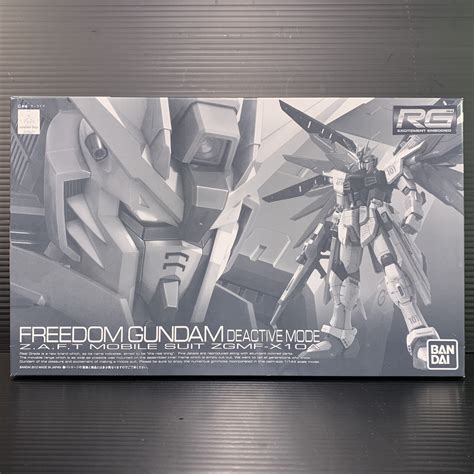 RG 1 144 ZGMF X10A Freedom Gundam Deactive Mode Mobile Suit Gundam