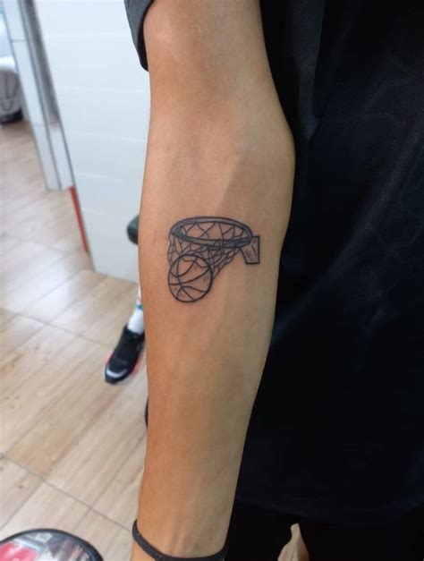 Tattoo basket Boas ideias para tatuagem Tatuagem braço Tatuagens de