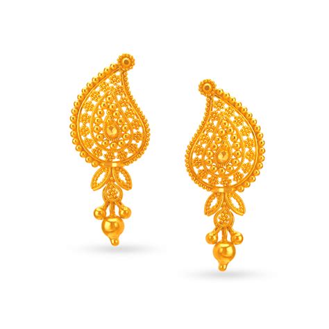 Buy Glorious 22 Karat Yellow Gold Paisley Drops At Best Price Tanishq Uae