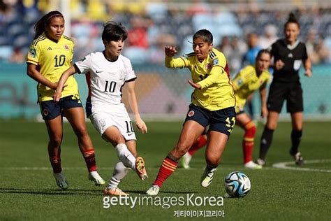 한국 여자축구 월드컵 1차전서 콜롬비아에 0 2로 끌려가 전반 종료 네이트 스포츠