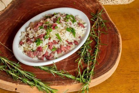 Receita De Arroz Carne Seca E Calabresa Comida E Receitas