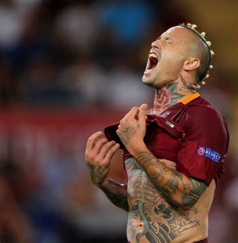 Radja Nainggolan, Manchester United dan industri sepak bola Indonesia ...