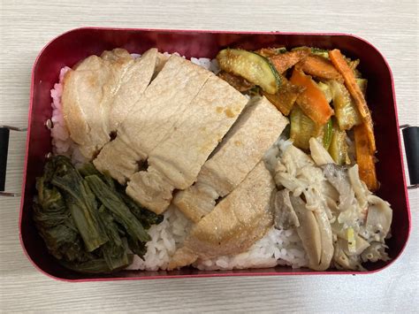 豚の生姜焼き弁当 呑助タイコの飯と旅