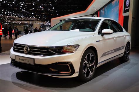 Album Photo Volkswagen Passat Gte Nos Photos Au Salon De Genève