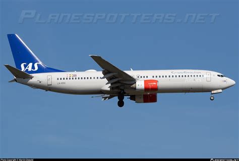 LN RRK SAS Scandinavian Airlines Boeing 737 883 Photo By Martin Oswald